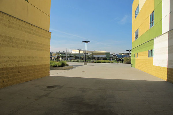 Exterior-Campus-10