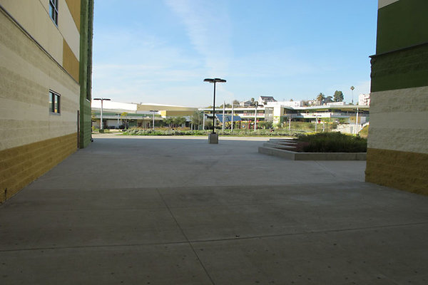 Exterior-Campus-12