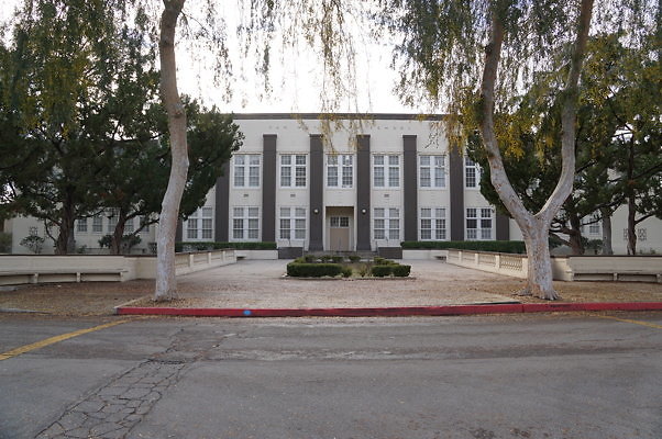 Van.Nuys.HS.Front.02