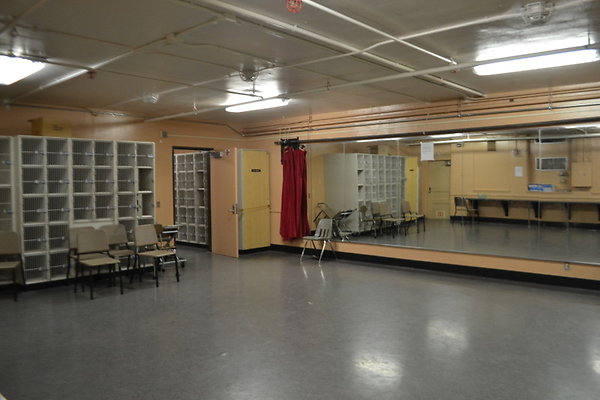 Van.Nuys.HS.Green.Rm.05 Van.Nuys.HS.Green.Rm.05