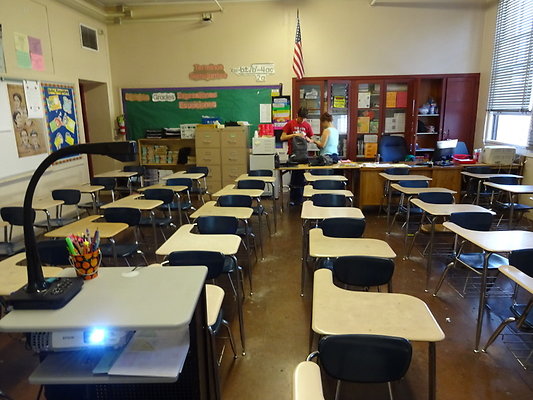 Van.Nuys.Rm.402.08 Van.Nuys.Rm.402.08