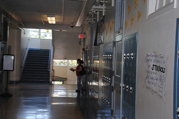 San Pedro High School.Main Hallway.Posters