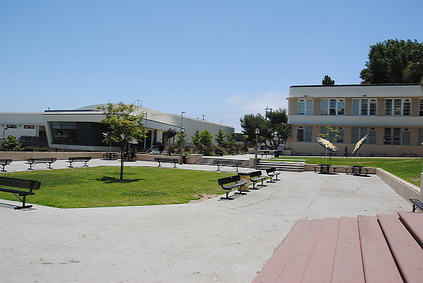 San Pedro High School.Quad
