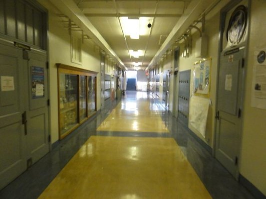 San Pedro High Hallways &amp; Exteriors