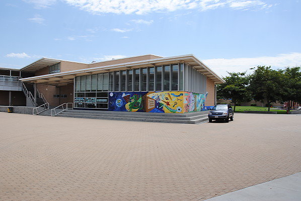 DSC 0023