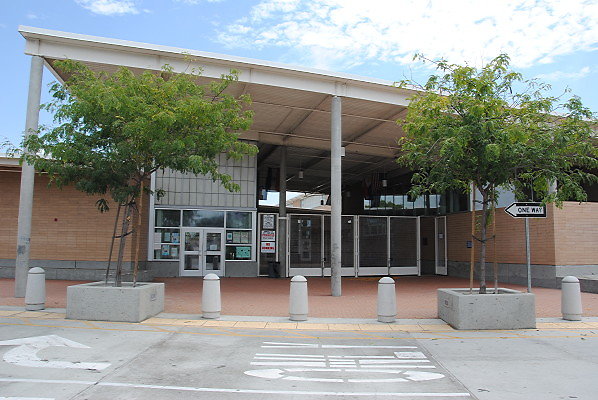 Dooley Elementary.Long Beach.Street Exterior