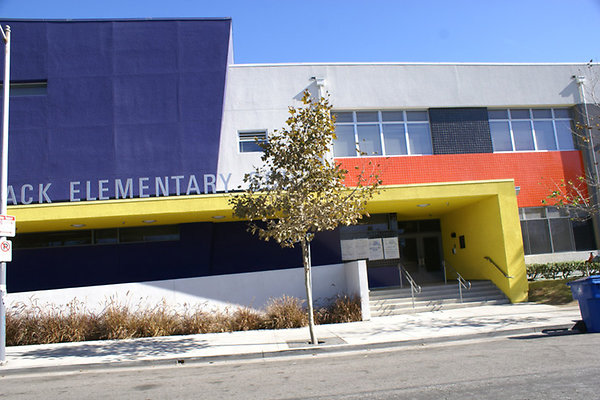 Exterior-Entrance-5