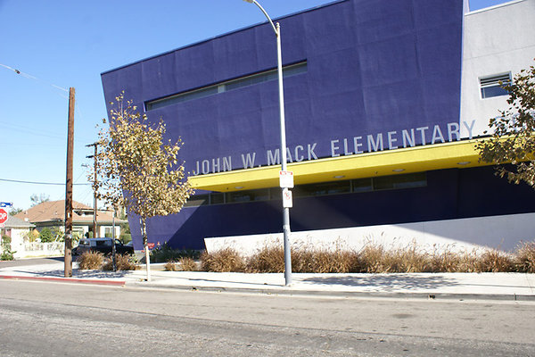 Exterior-Entrance-4