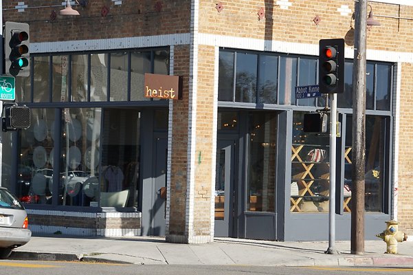 AbbottKinneyWest 135 AbbottKinneyWest 135