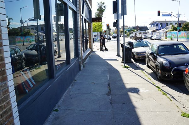 AbbottKinneyWest 124 AbbottKinneyWest 124