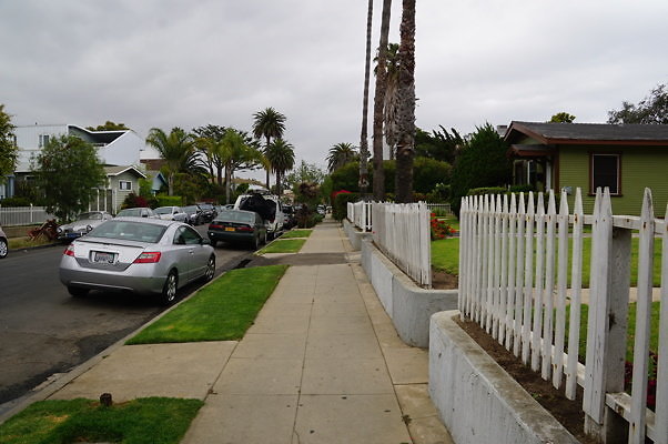 Rennie.Ave.So.Rose.41