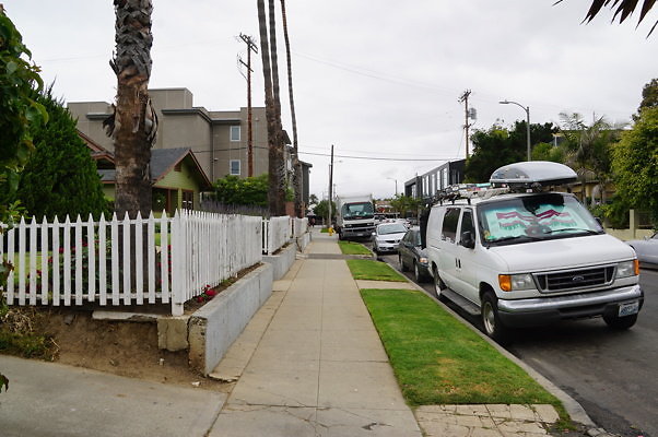 Rennie.Ave.So.Rose.35