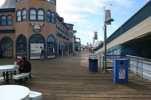 Santa.Monica.Pier.Area.152