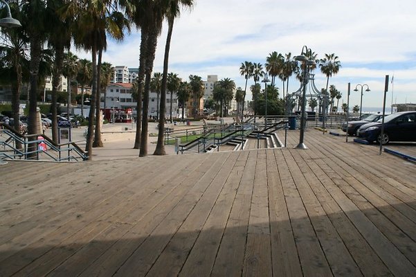 Santa.Monica.Pier.Area.154