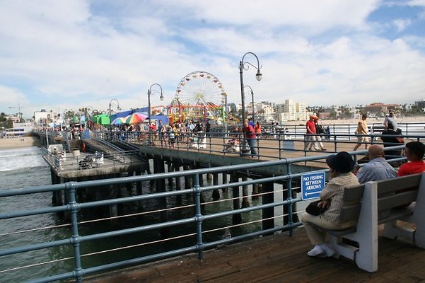 Santa.Monica.Pier.Area.142