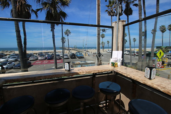 The.Whaler.Cafe.Venice.24