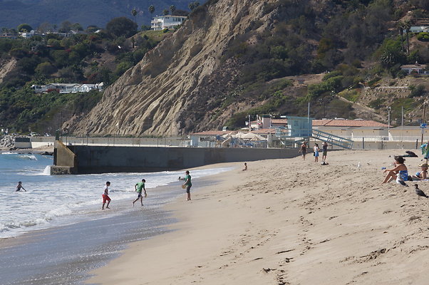 WIll Rogers.Beach.Towers.5.To.6.81