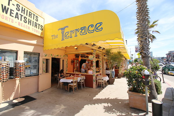 Terrace.Cafe.Venice.15