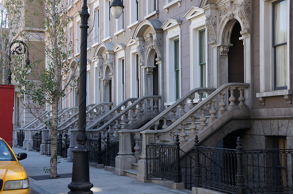 Universal.Studios Brownstones21