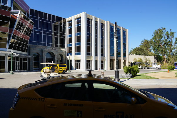 Universal.Studios Brownstones14