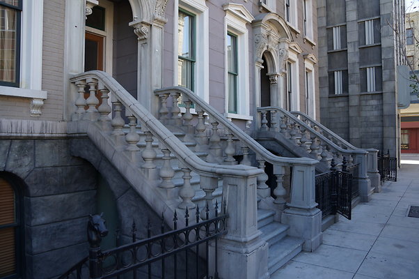 Universal.Studios Brownstones16