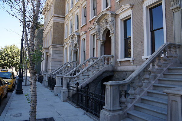 Universal.Studios Brownstones09