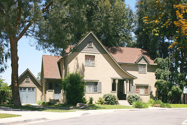 House3ExteriorL