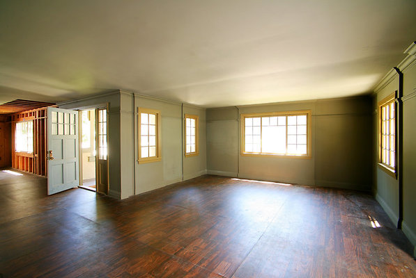 House3InteriorL