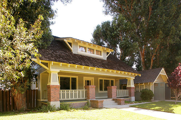 House4ExteriorL