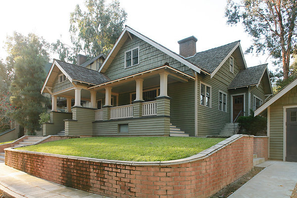 House5ExteriorL1