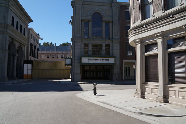 Universal.Studios.Alley01