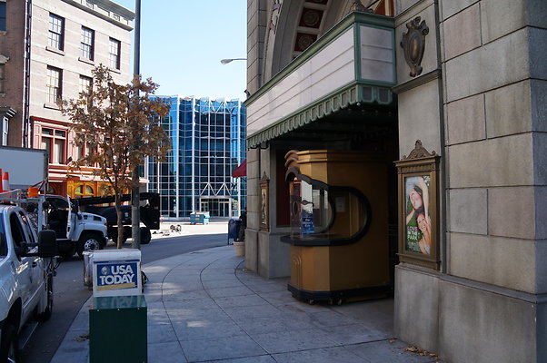 Universal.NY.St.Lyric Theater15 Universal.NY.St.Lyric Theater15