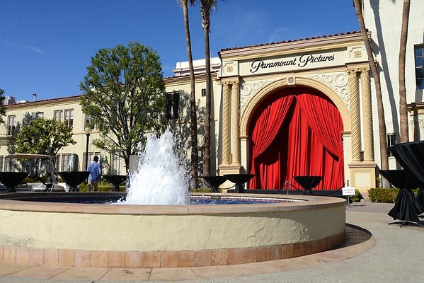 40.Paramount.Bronson.Gate 2