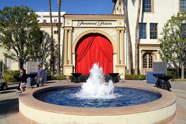 02.Paramount.Bronson.Gate 2