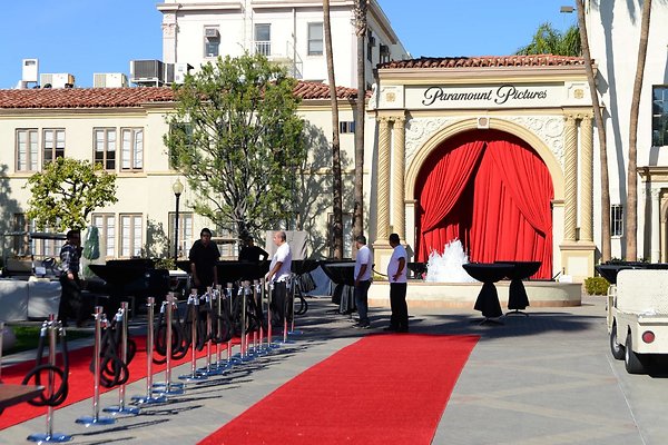35.Paramount.Bronson.Gate 2