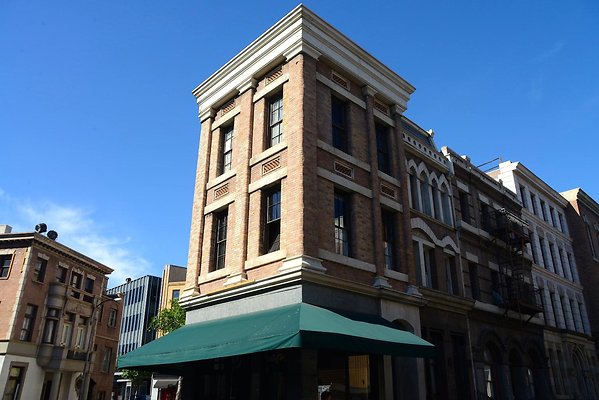28.Paramount.Lower.East.Brownstones 2