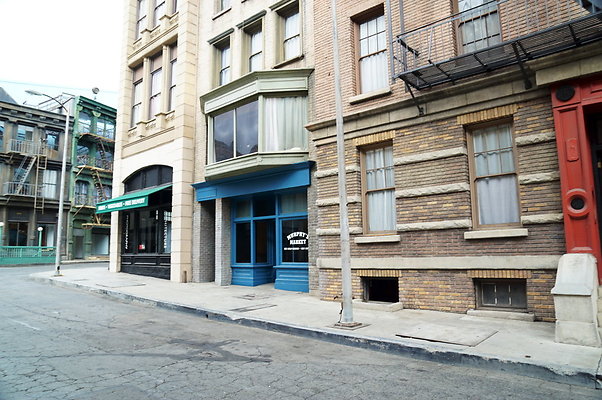 Paramount.Backlot.124