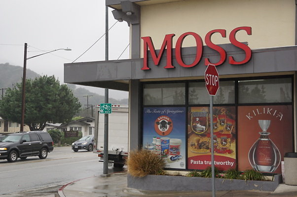 Moss.Mkt.04