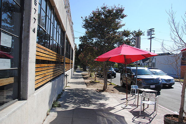 PaperorPlastic.Cafe.LA.17