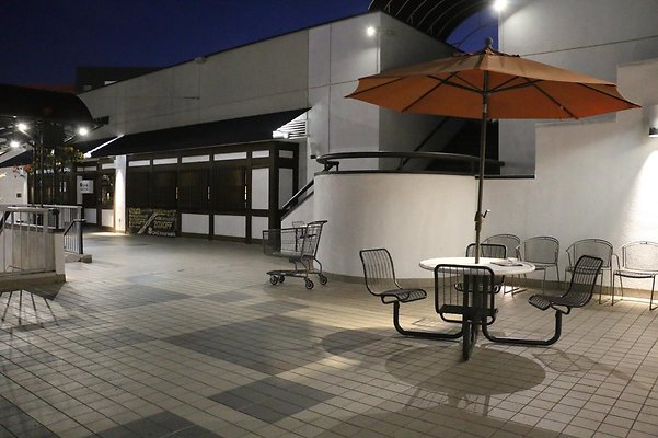 Mako Sushi 123 Onizuka St LA 90012 TK-32