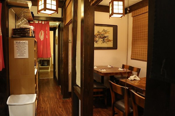 Mako Sushi 123 Onizuka St LA 90012 TK-18