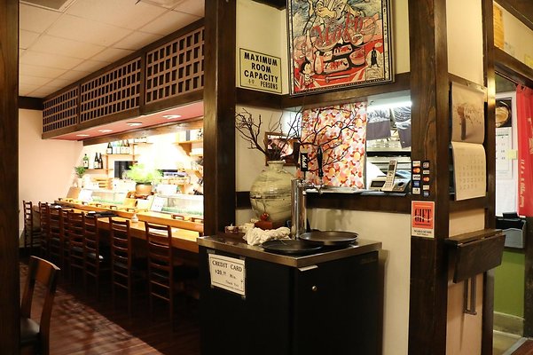 Mako Sushi 123 Onizuka St LA 90012 TK-3