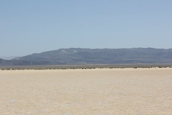 Harper.Dry.Lake.14