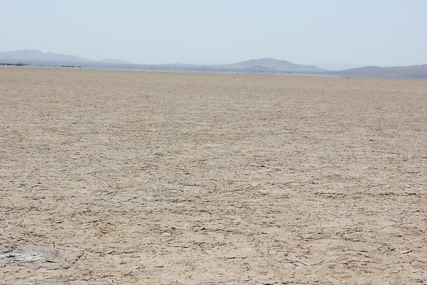 Harper.Dry.Lake.13