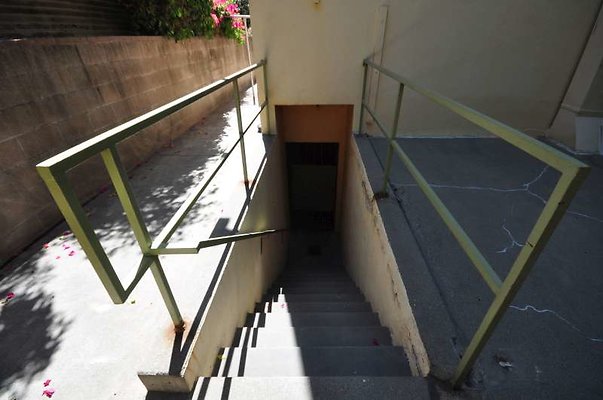 9714 walkway4