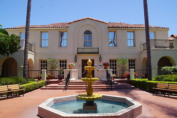 LBL.Com.Hosp.Frt.EXT.08