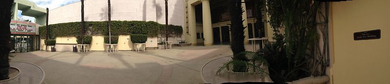Alex.Theater.Forecourt.05