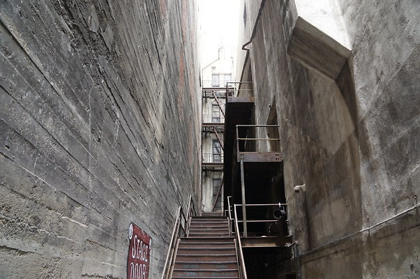 Palace.Walkways.Ext.18