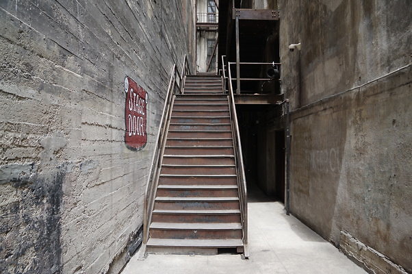 Palace.Walkways.Ext.19