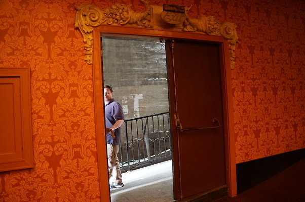 Palace.Walkways.Ext.14